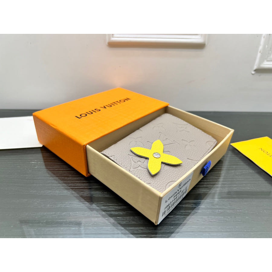 Ví louis vuitton 100% In Nổi Họa Tiết Hoa Vàng Sang Trọng Thời Trang Cho Nữ