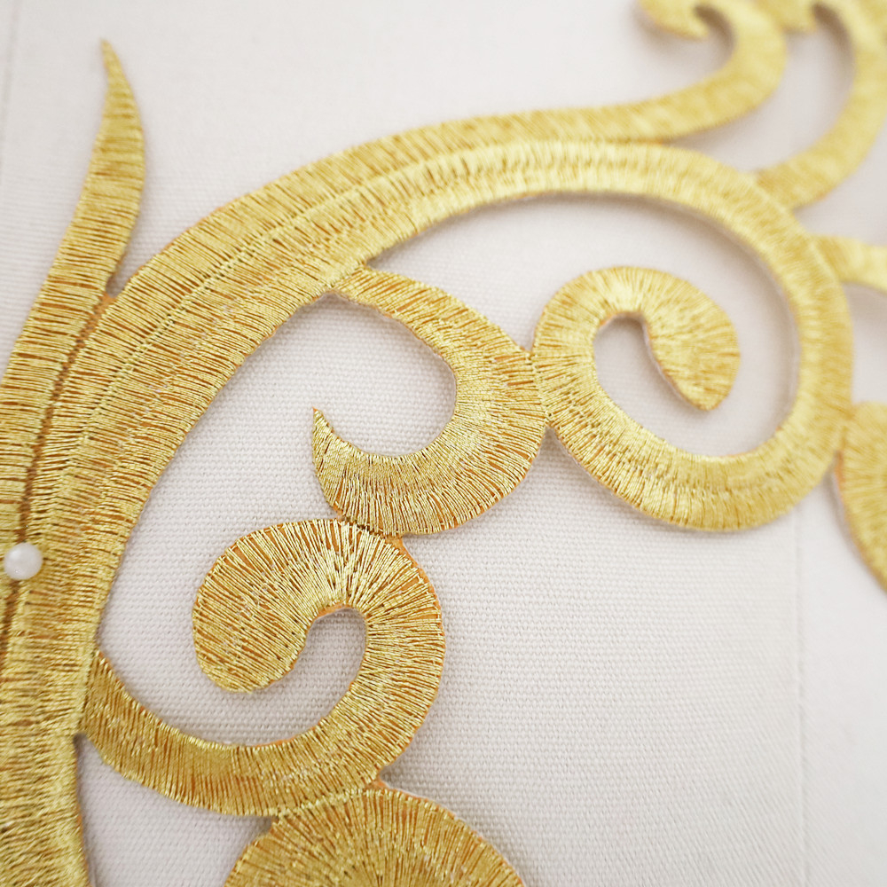 Miếng Dán Ủi Trang Trí Quần Áo Thêu Hình Hoa baroque Màu Vàng / Bạc diy