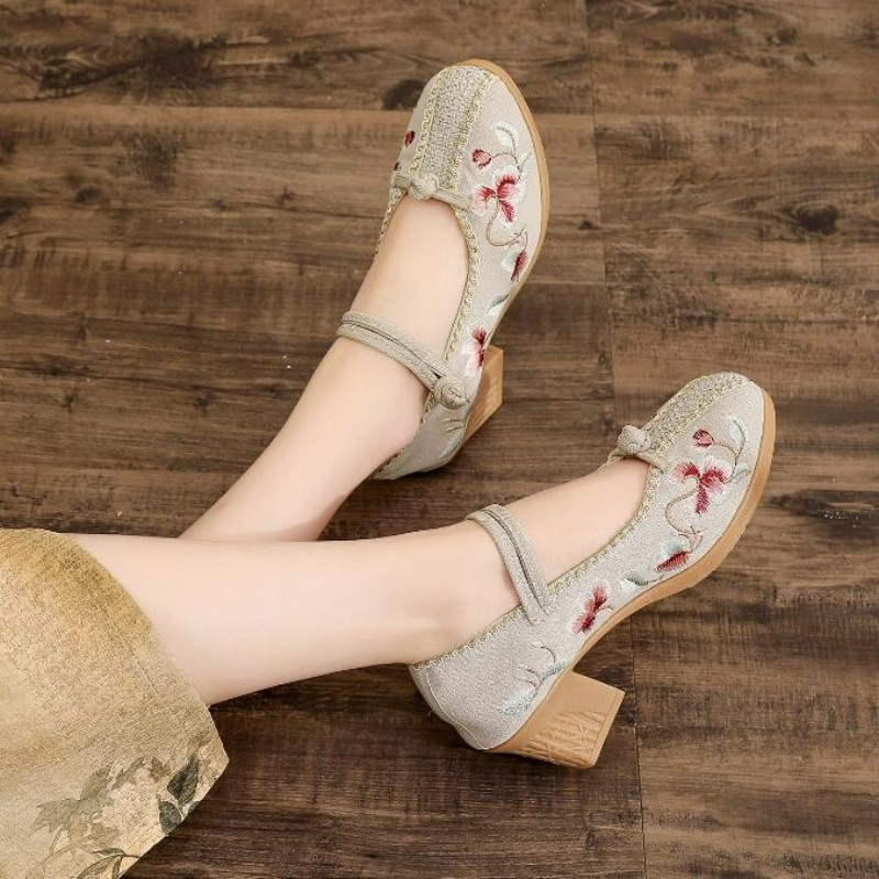 Giày Cao Gót Thêu Hoa Phong Cách vintage