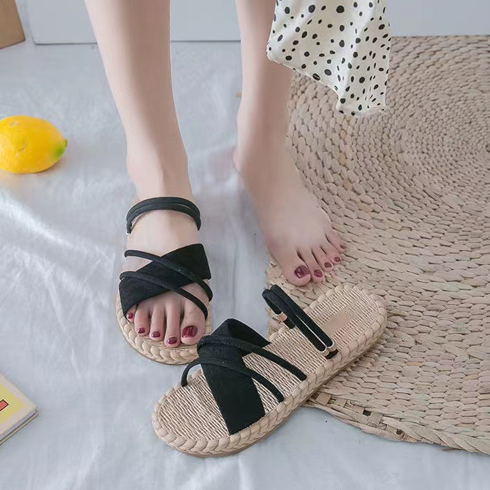 Dép Sandal Đế Bằng Thoải Mái Thời Trang Đi Biển Mùa Hè Cho Nữ luyoo17