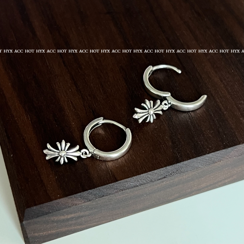 Đôi Bông Tai Hình Thánh Giá Phong Cách Cổ Điển Cho Nam Và Nữ