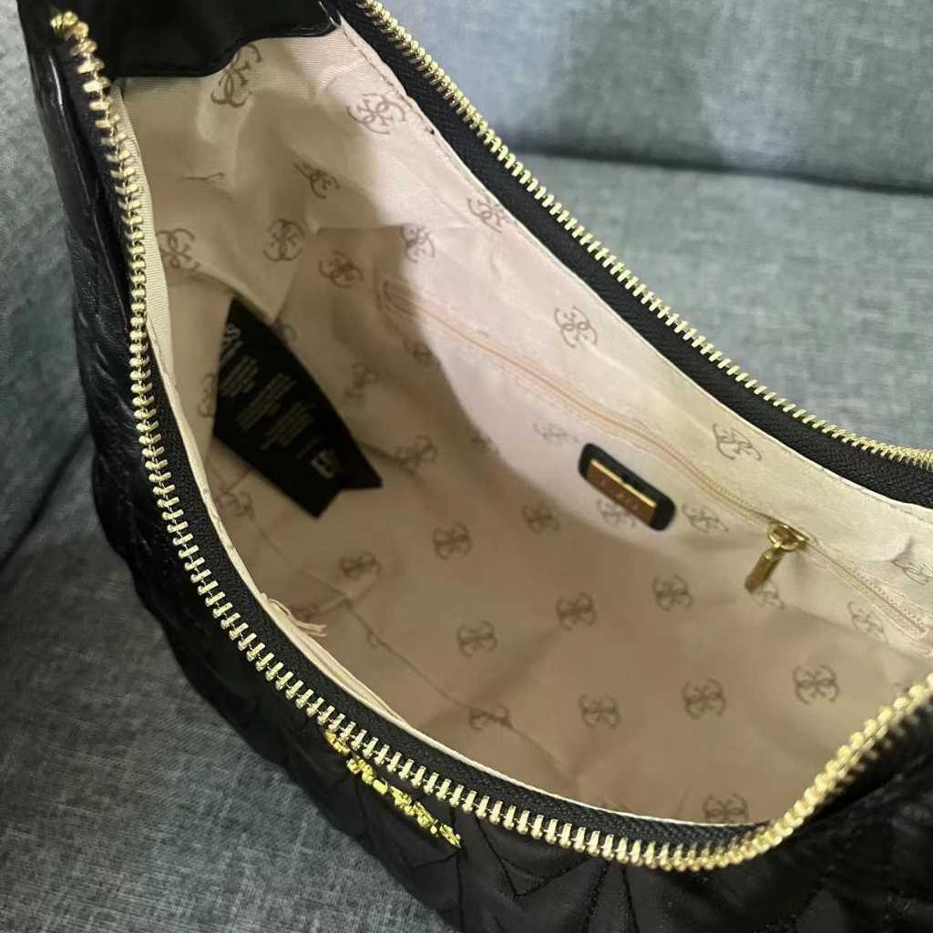 Gues' S Túi Xách Đeo Vai Một Dây Chuỗi Hạt Mặt Trăng Nhăn Thời Trang Mới