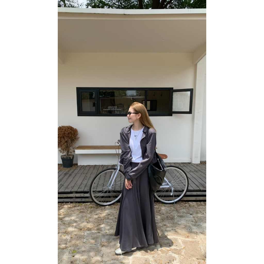 「MOTEL7」Set Áo Nỉ Dài Tay Có Mũ + Chân Váy Lưng Cao Thời Trang Nữ