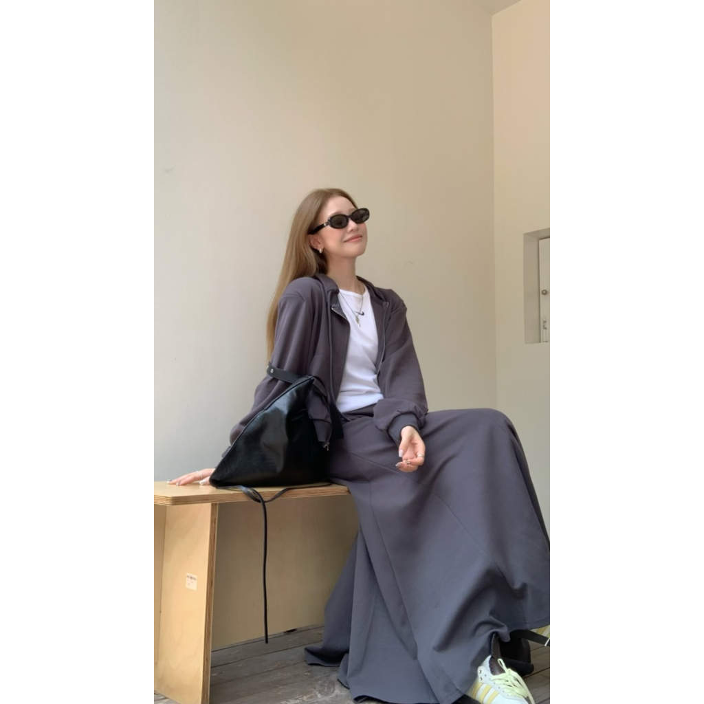 「MOTEL7」Set Áo Nỉ Dài Tay Có Mũ + Chân Váy Lưng Cao Thời Trang Nữ