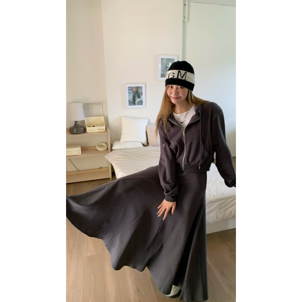 「MOTEL7」Set Áo Nỉ Dài Tay Có Mũ + Chân Váy Lưng Cao Thời Trang Nữ