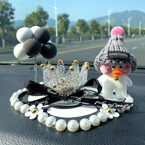 Set Phụ Kiện Vịt Lalafanfan, Vương Miện Và Trùm Bóng Trang Trí Nội Thất Xe Hơi Dễ Thương