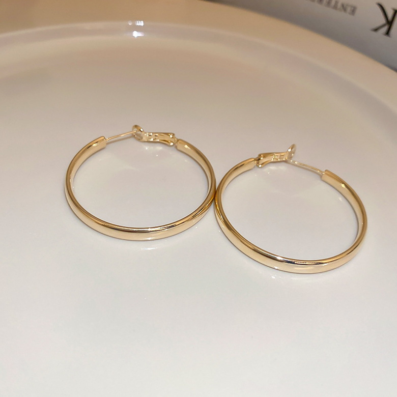 Khuyên Tai Kim Loại Mỏng Dáng Tròn Thời Trang Cao Cấp