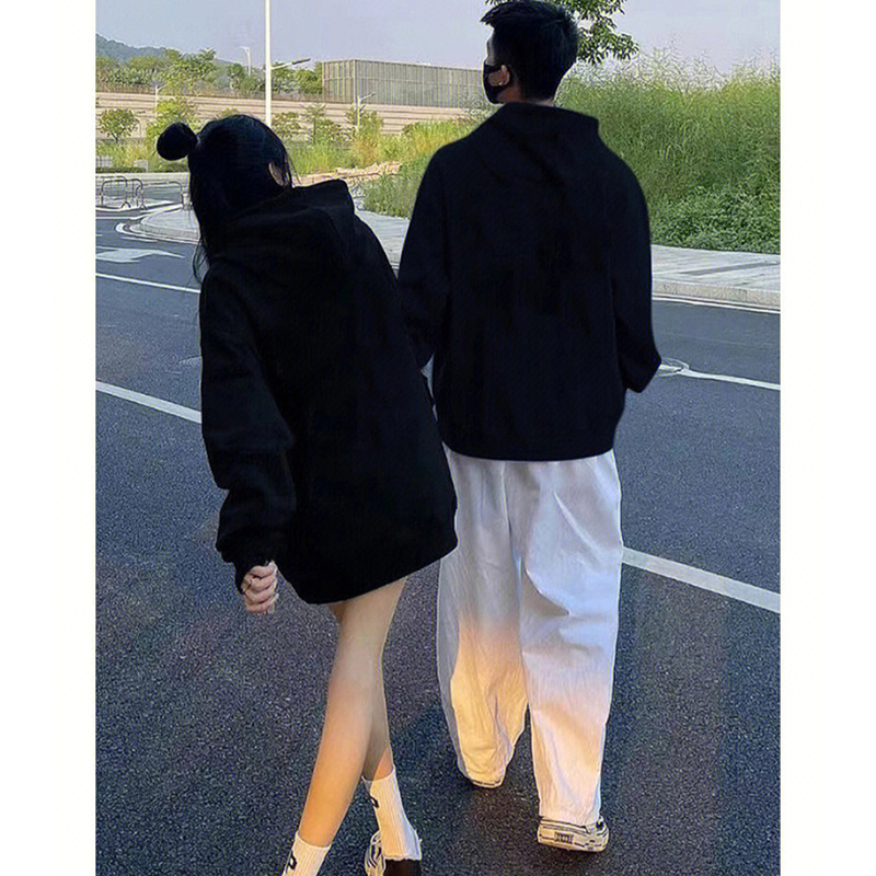 Áo hoodie IHKKE màu đen in họa tiết cừu hoạt hình phong cách Hàn Quốc thời trang cho nam nữ