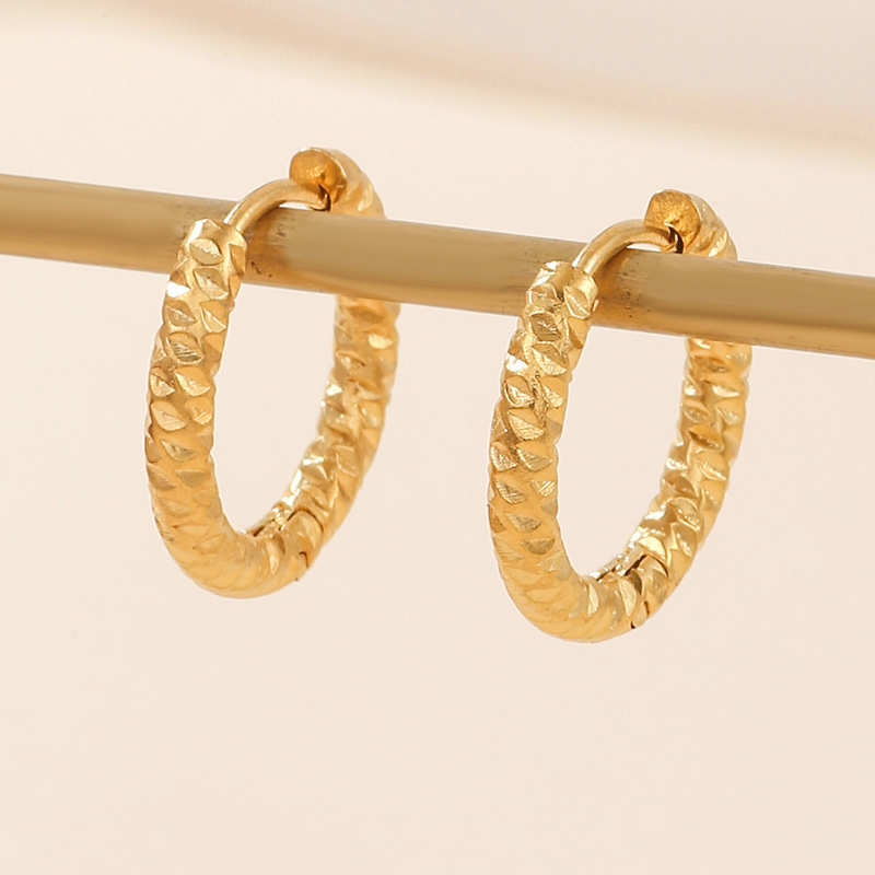 Besfome Khuyên Tai Tròn Bằng Thép Không Gỉ Kết Cấu Bằng Tay Tối Giản Thời Trang vintage