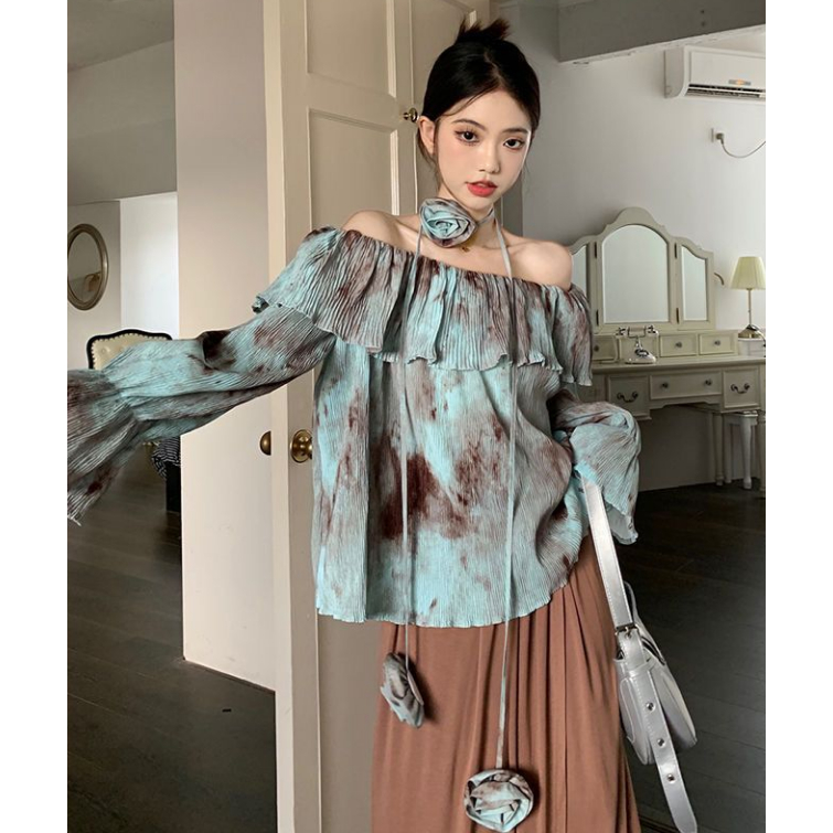 Ready stock hot sale tie-dye design sense sunscreen shirt women's thirteen lines autumn ruffled long-sleeved flower one-shoulder top