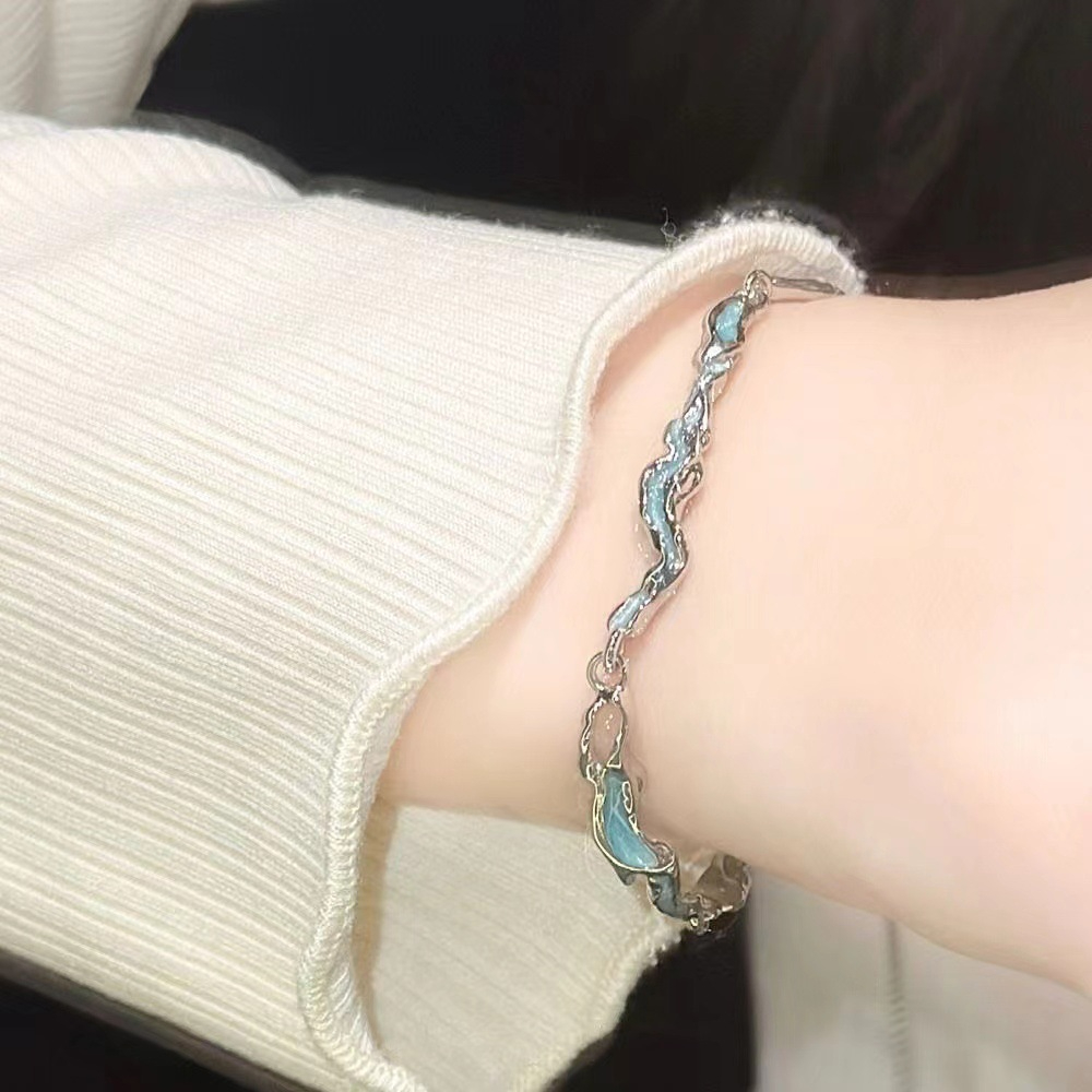 Thời Trang Vòng Tay Hình Mặt Trăng Gợn Sóng Màu Bạc Phong Cách Hàn Quốc Dành Cho Nữ