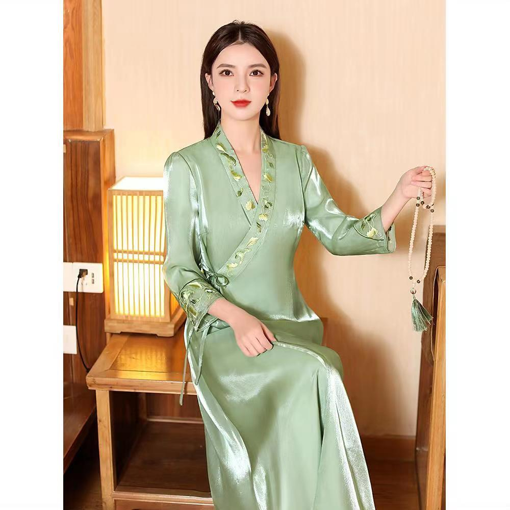 Đầm Sườn Xám Cách Tân Tay Lửng Cổ Chữ V Phong Cách Trung Hoa Thời Trang Xuân Thu Hàng Mới 2023 6801