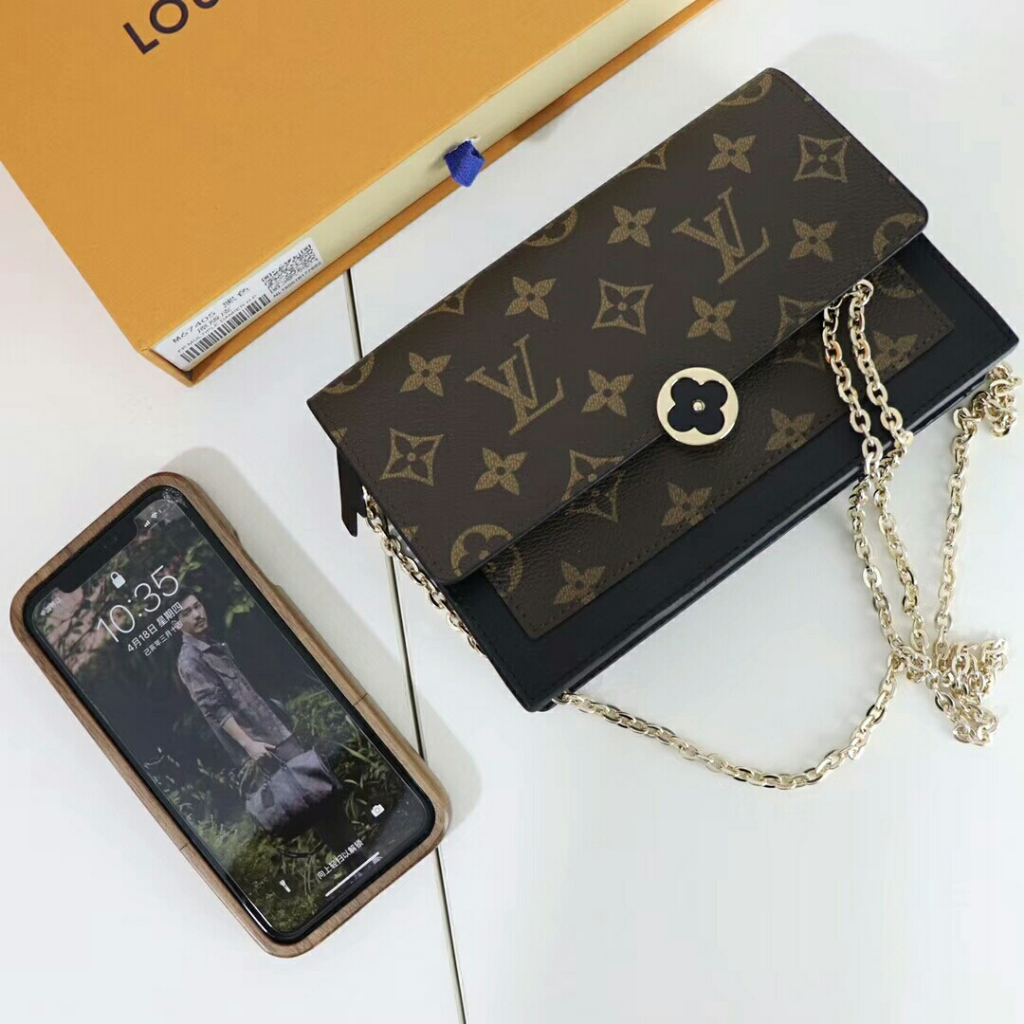 Túi Đeo Chéo louis vuitton Chính Hãng 100%