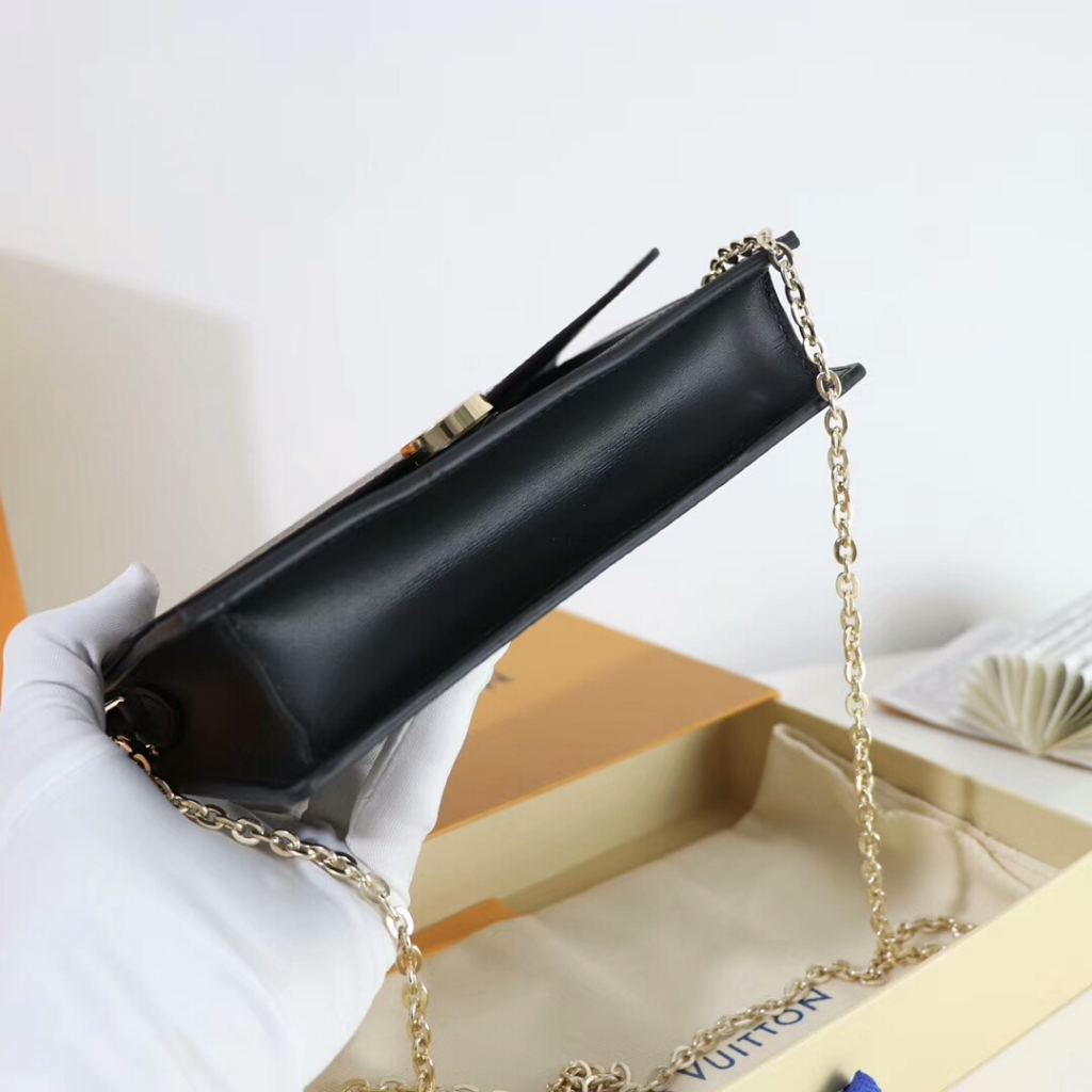 Túi Đeo Chéo louis vuitton Chính Hãng 100%