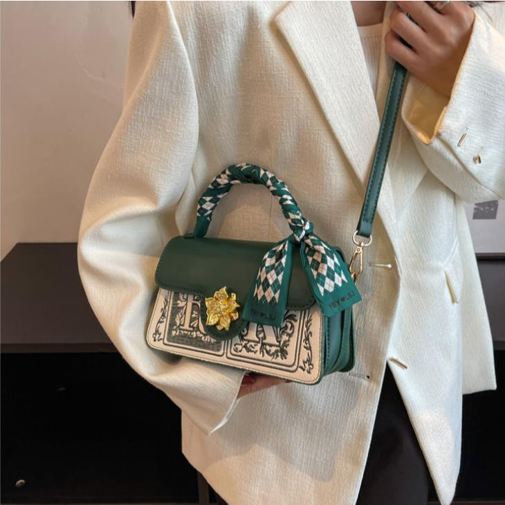 Túi Xách Đeo Vai Hình Vuông Nhỏ Thêu Họa Tiết Phong Cách Thời Trang Mới 2023 Cho Nữ