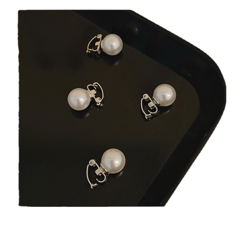 Doudou Kẹp Tóc Tết Bím Đính Ngọc Trai Nhân Tạo 1k