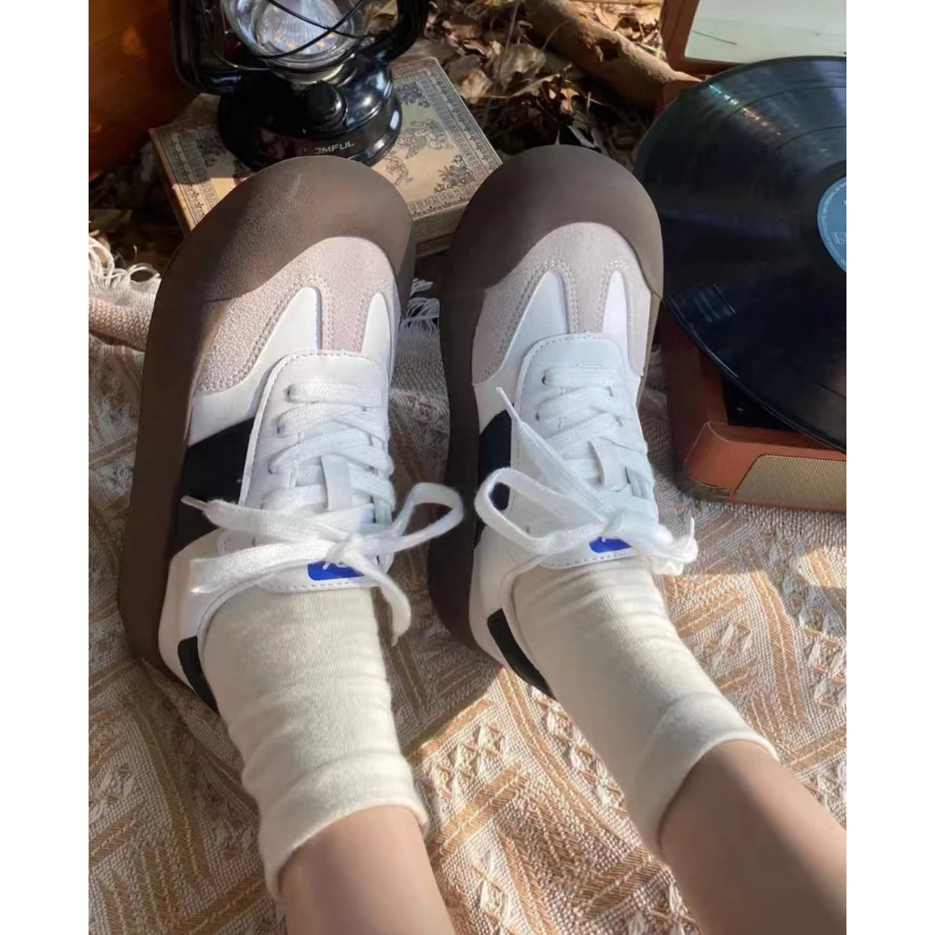 Giày Sneaker Đế Dày Siêu Nhẹ Phong Cách Thời Trang  Đáng Yêu Đế Bằng Phối Dây Bản To Giày Thể Thao Kiểu Nữ Mới 2023
