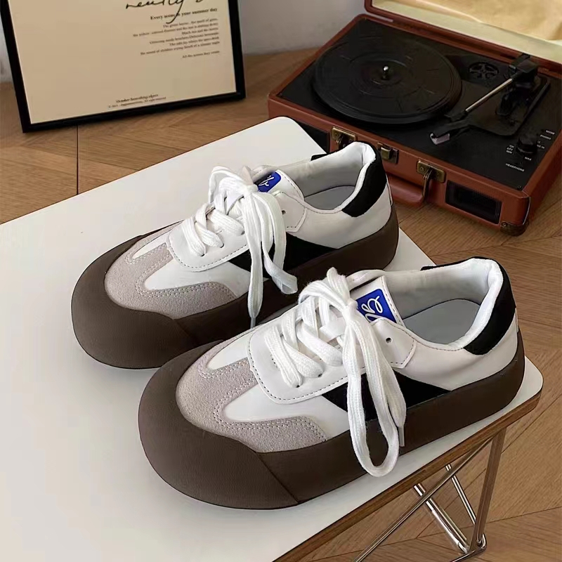 Giày Sneaker Đế Dày Siêu Nhẹ Phong Cách Thời Trang  Đáng Yêu Đế Bằng Phối Dây Bản To Giày Thể Thao Kiểu Nữ Mới 2023