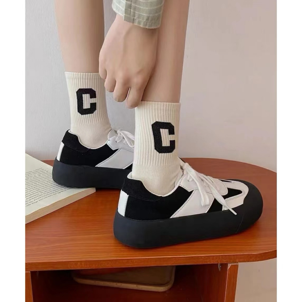 Giày Sneaker Đế Dày Siêu Nhẹ Phong Cách Thời Trang  Đáng Yêu Đế Bằng Phối Dây Bản To Giày Thể Thao Kiểu Nữ Mới 2023