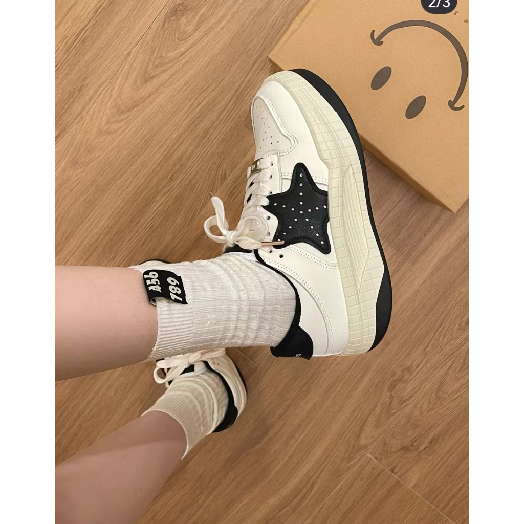 Giày Sneaker Đế  Siêu Nhẹ Phong Cách Thời Trang  Đáng Yêu Đế Bằng Phối Dây Bản To Giày Thể Thao Kiểu Nữ Mới 2023