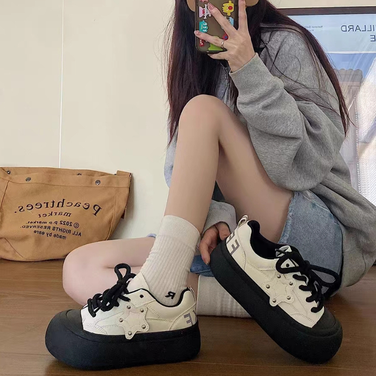 Giày Bánh Mì Tăng Chiều Cao Siêu Nhẹ Phong Cách retro Thời Trang Mới 2023 Cho Nữ