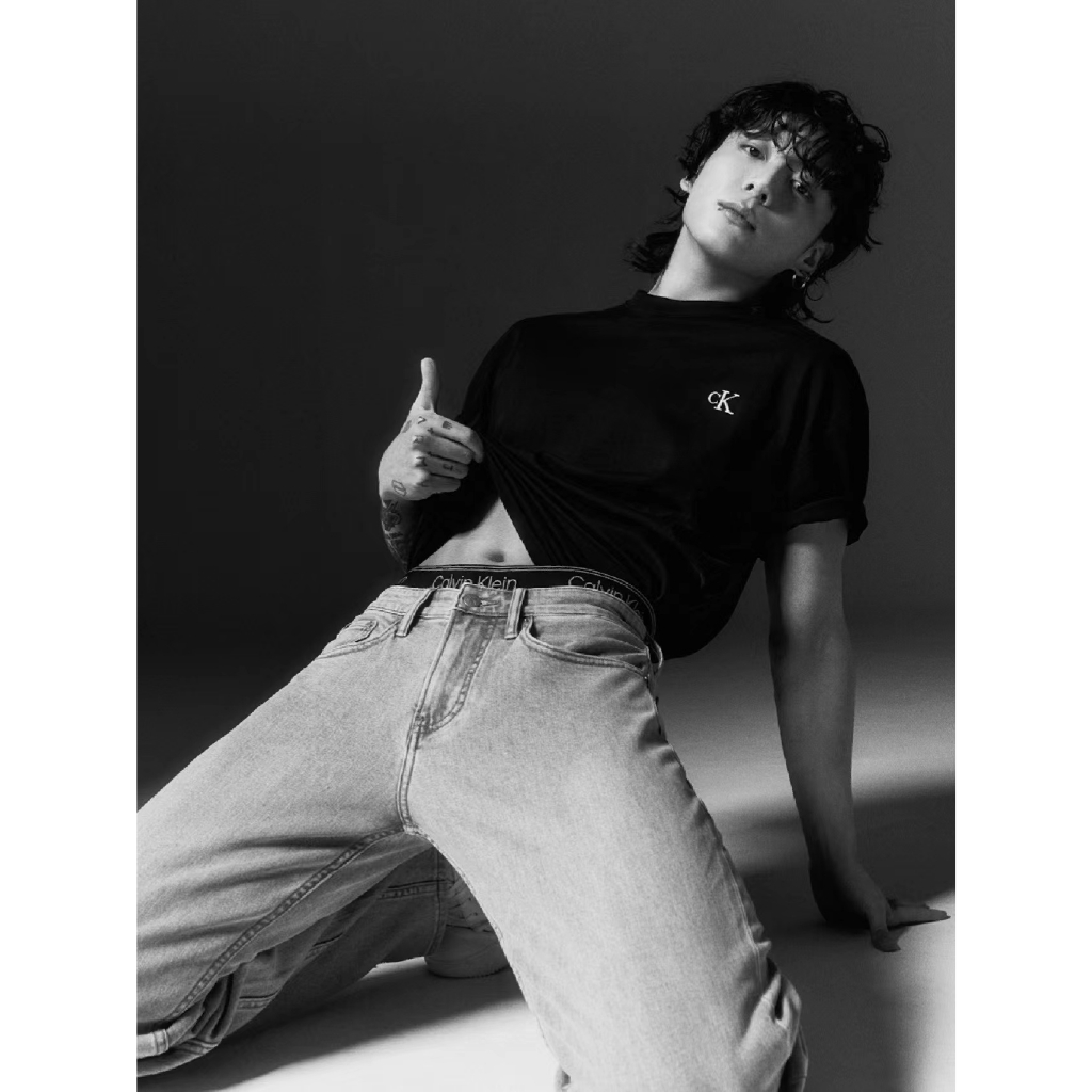 BTS Jung kook blackpink jennie CK Áo Thun Tay Ngắn Dáng Rộng Thời Trang Cho Cặp Đôi