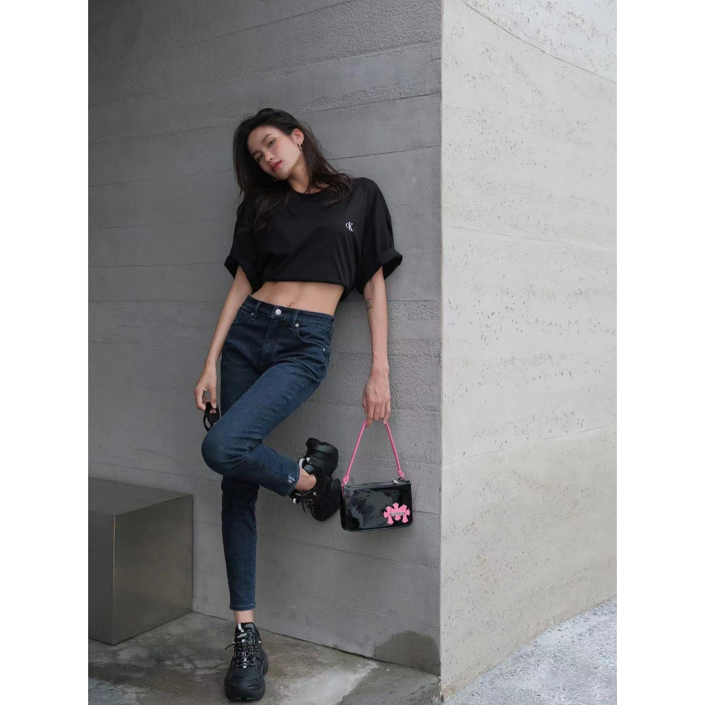 BTS Jung kook blackpink jennie CK Áo Thun Tay Ngắn Dáng Rộng Thời Trang Cho Cặp Đôi