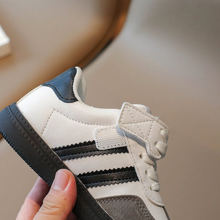 Hàng Có Sẵn Giày sneaker Nhẹ Thoải Mái Thời Trang Mới Cho Bé Trai Và Bé Gái