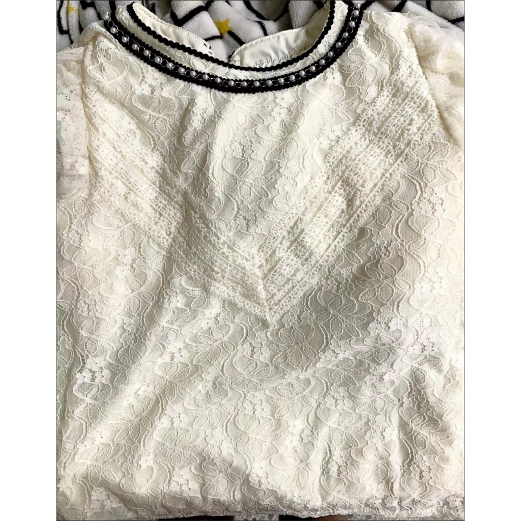 Áo Sơ Mi Tay Ngắn Phồng Phối Ren Đính Hạt Thời Trang Mùa Hè Cho Nữ