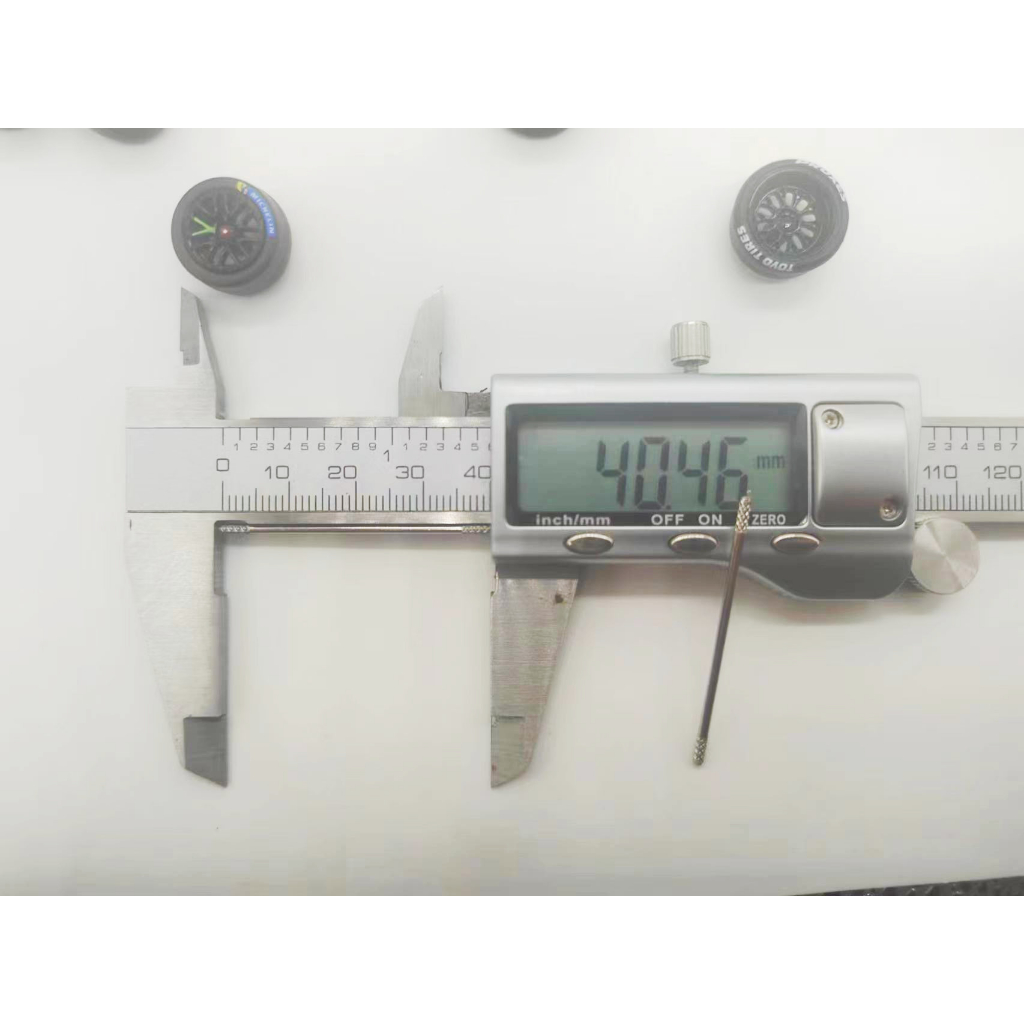 Mô Hình Bánh Xe Hơi Bằng Hợp Kim Tỉ Lệ 1 / 43