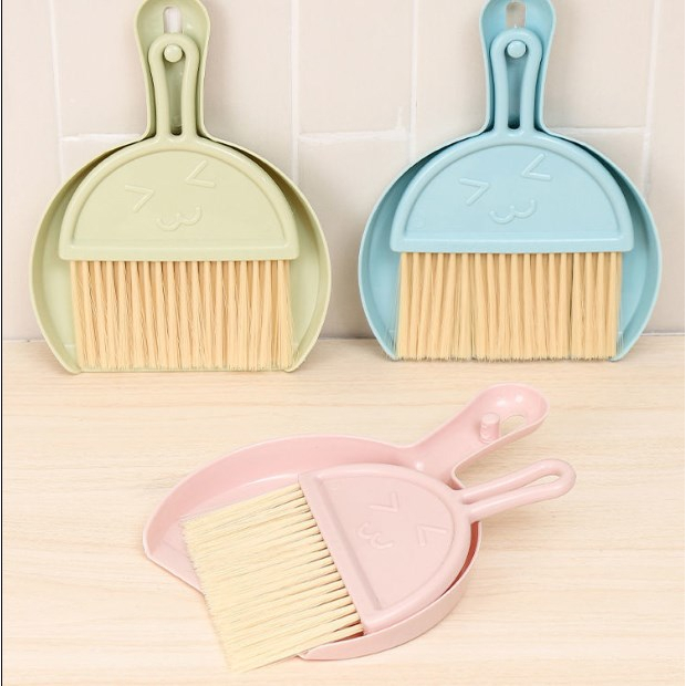 Bộ Chổi Nhỏ Và Quét Bụi Mini Bàn Phím Treo Máy Tính Xách Tay Để Vệ Sinh Văn Phòng  BerryHome~