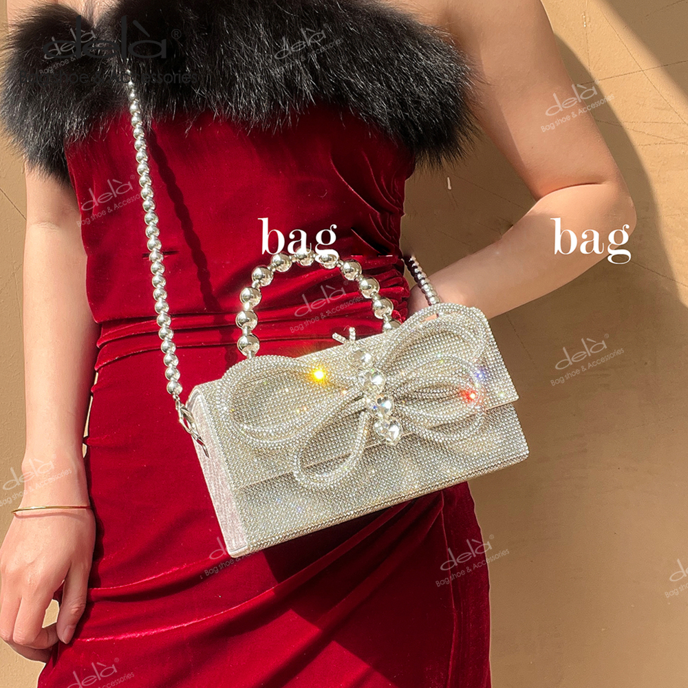 Dela Túi Đeo Chéo Đính Nơ Kim Cương Lấp Lánh Sang Trọng