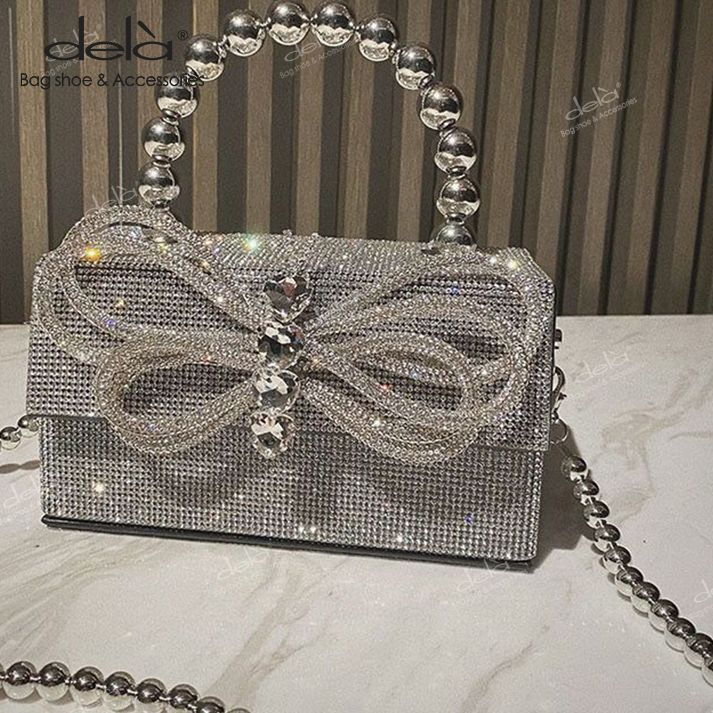 Dela Túi Đeo Chéo Đính Nơ Kim Cương Lấp Lánh Sang Trọng