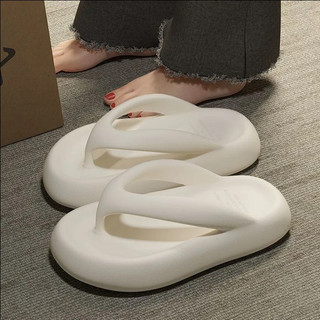 Dép xỏ ngón nền tảng sành điệu