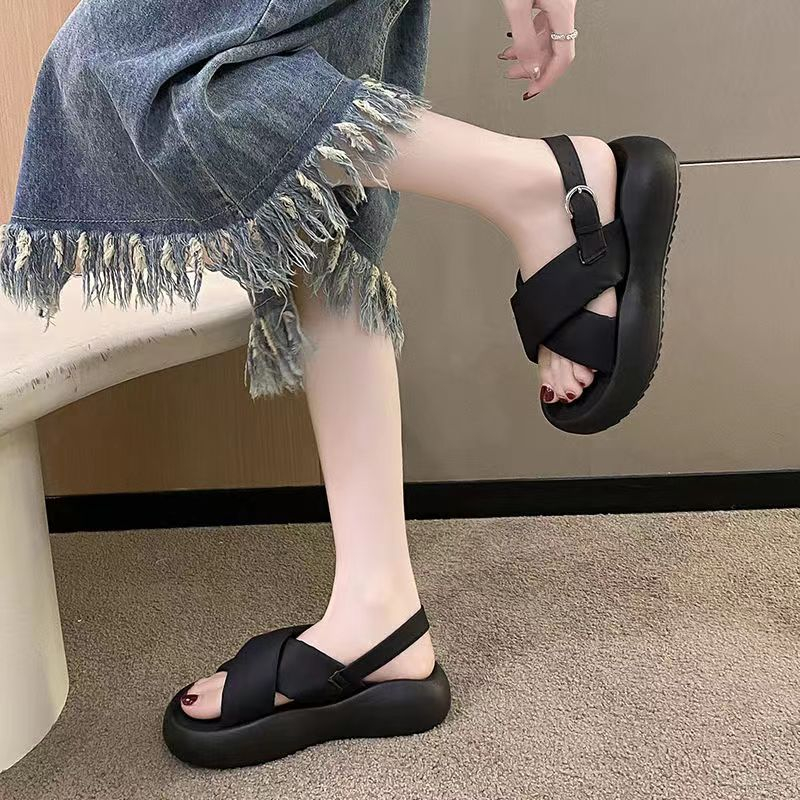 Xăng đan đế dày nữ dễ phối mẫu mới mùa hè