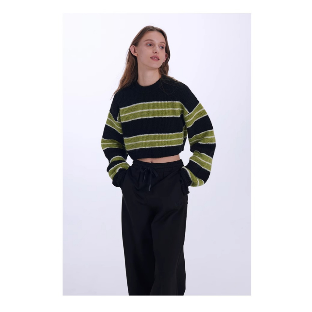 Áo sweater Dệt Kim Dáng Rộng Ngắn Phong Cách Thu Đông Mới Cho Nữ
