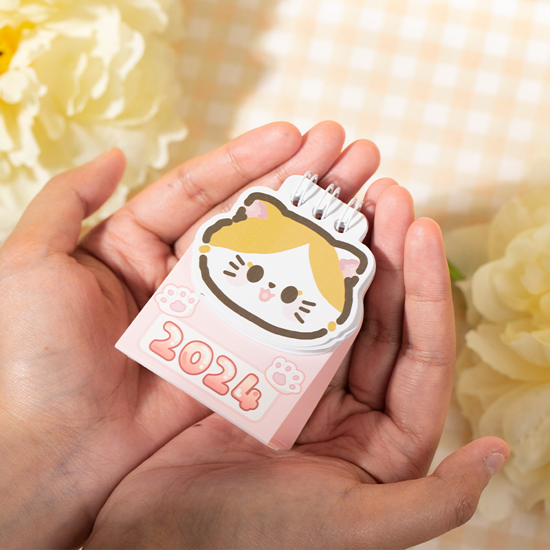 Mr. Paper Vào năm 2024 kiểu Desktop cuộn lịch Phim hoạt hình dễ thương Con mèo Mini mang theo lịch（2023.11--2024.12）
