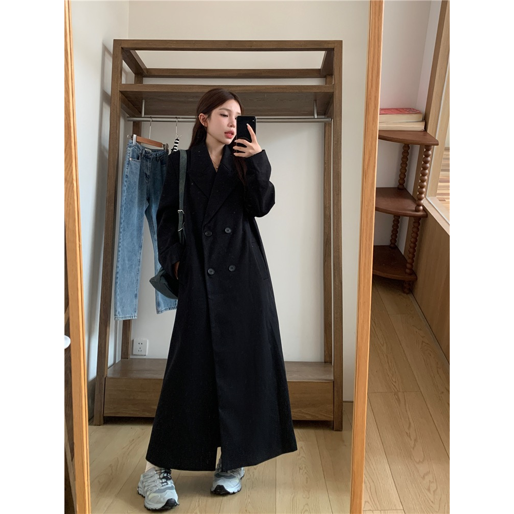 French style style lapel long sleeved trench coat for women