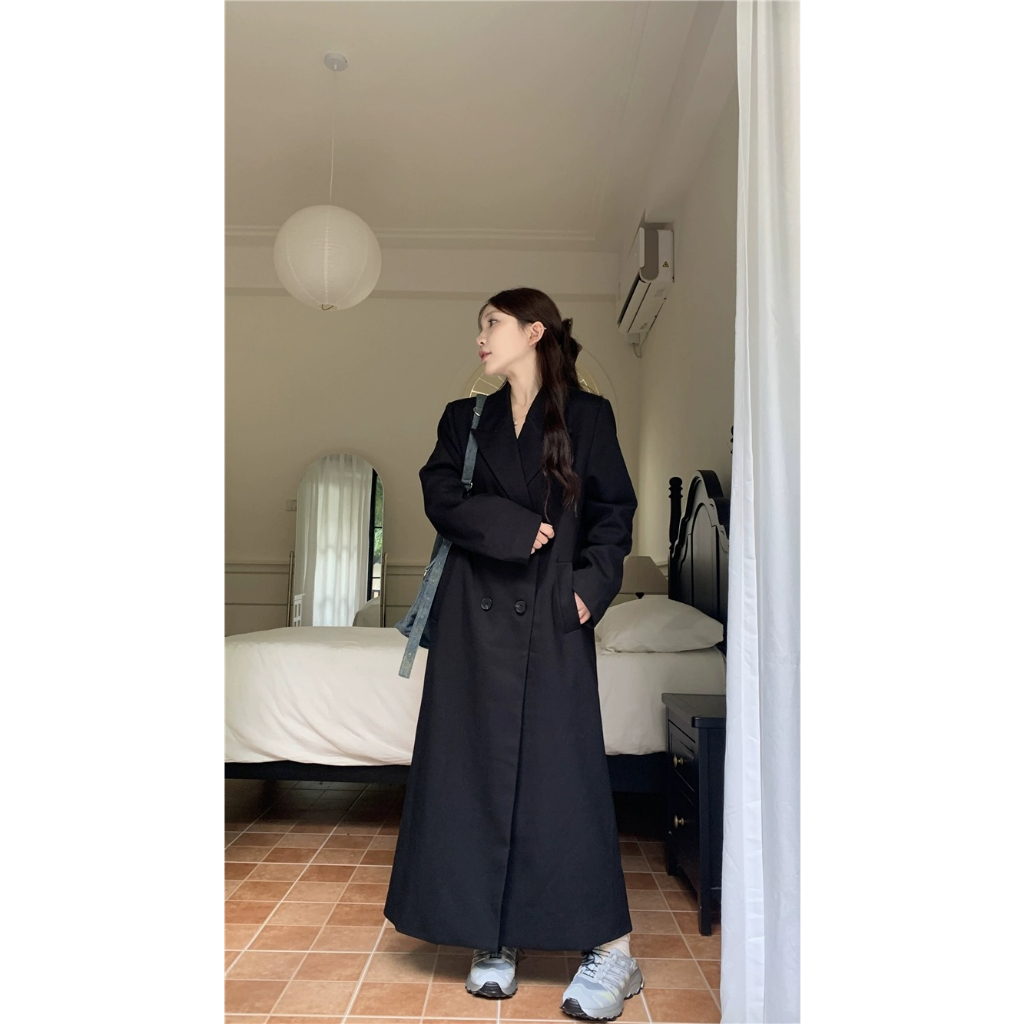 French style style lapel long sleeved trench coat for women