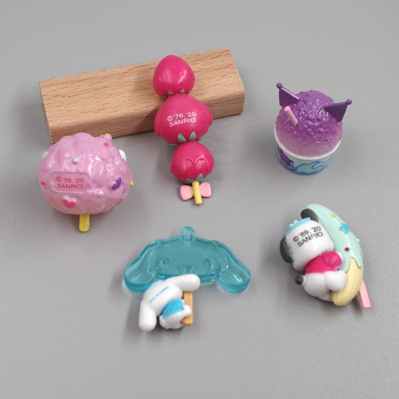 SANRIO Set 5 Mô Hình Đồ Chơi Nhân Vật Hoạt Hình hello kitty kuromi my melody cinnamoroll Poacco Tráng Miệng 3-5cm Bằng pvc