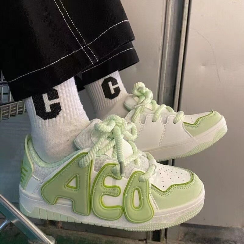 Giày Sneaker Đế Dày In Chữ Thời Trang