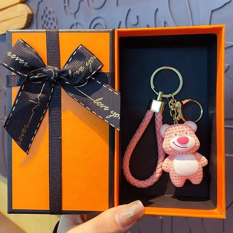 Strawberry bear cartoon dễ thương keychain cặp đôi túi mặt dây chuyền xe keychain búp bê