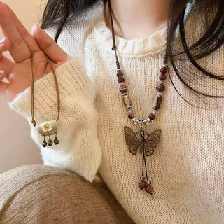Dây Chuyền Mặt Hình Bướm Bằng Gốm Phong Cách Dân Tộc Cổ Điển Kiểu Mới Dành Cho Bạn Nữ