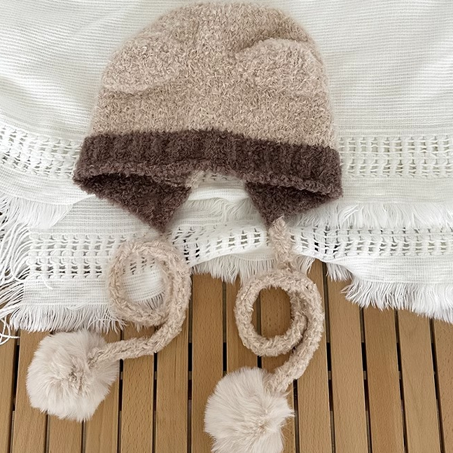 Mũ Len Dệt Kim Đính Quả Bông Tai Gấu Dễ Thương Thời Trang Thu Đông Cho Nữ