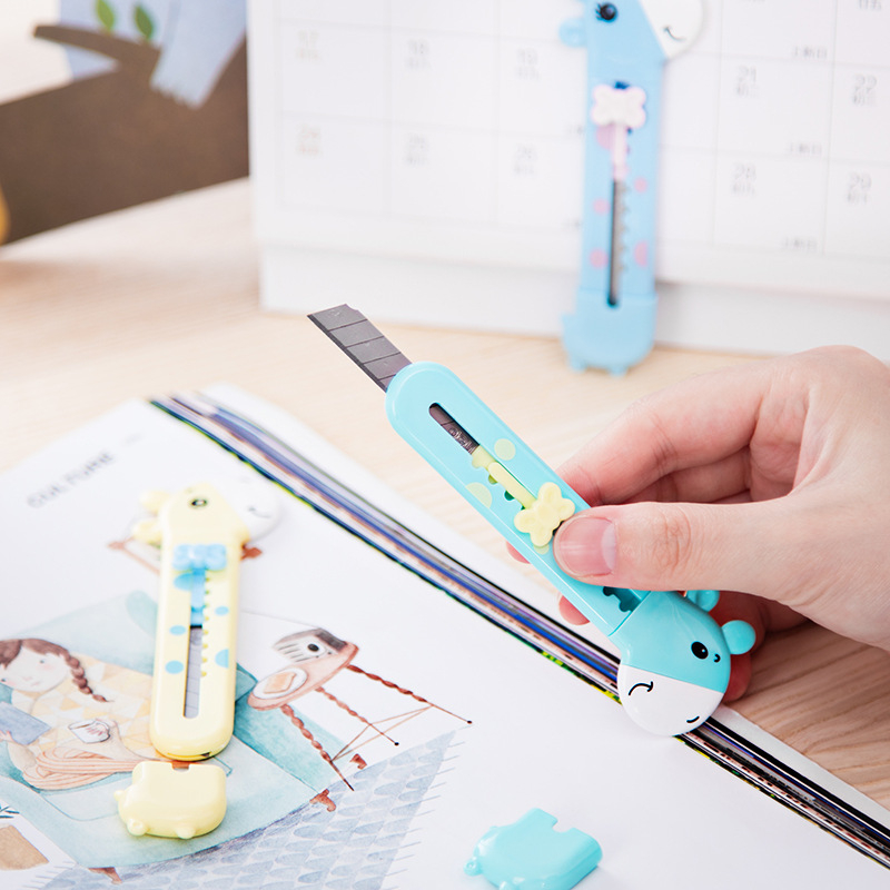 Deli Dao Giấy mini Tự Làm Họa Tiết Hoạt Hình Dễ Thương Cho Học Sinh