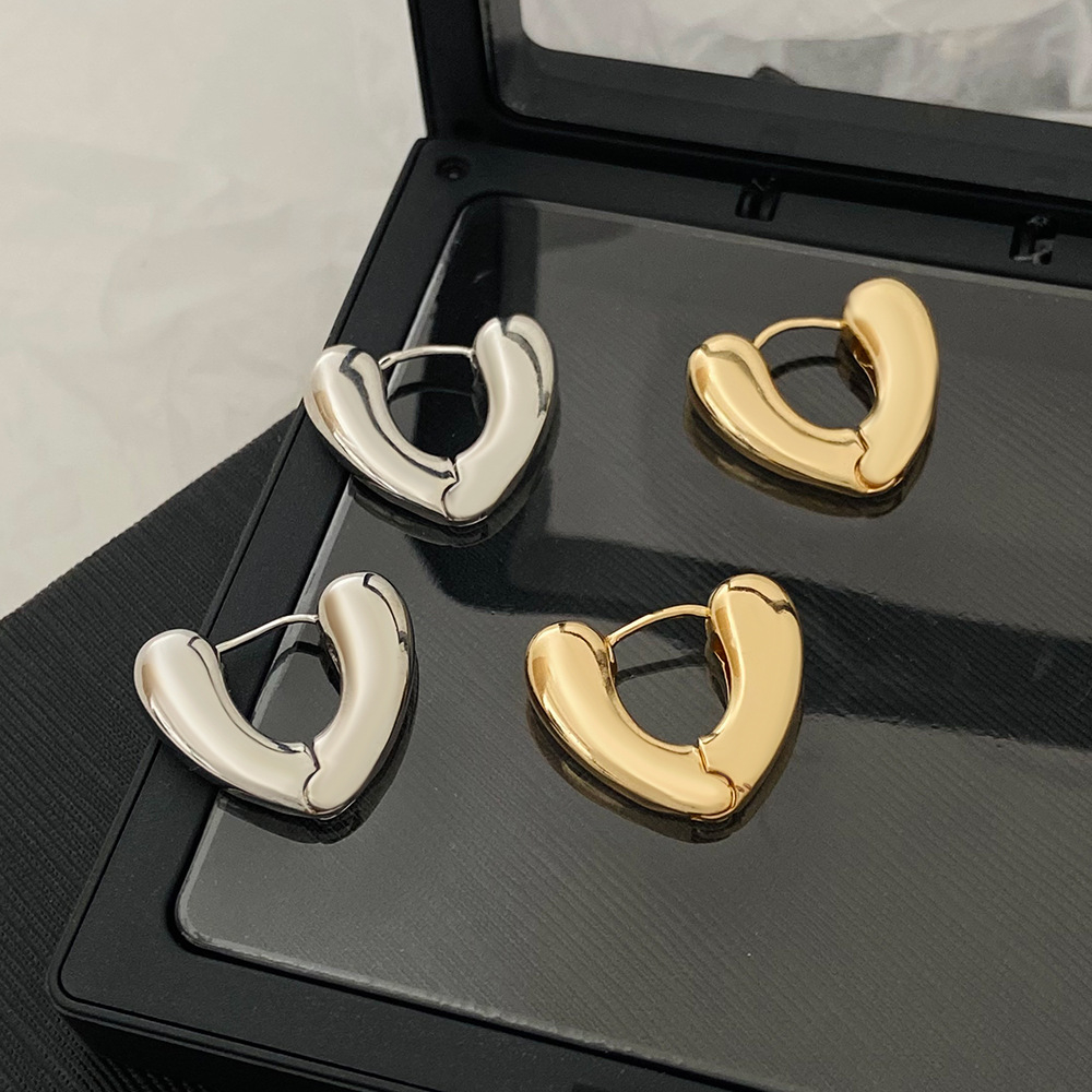 Khuyên Tai Kim Loại Đính Ngọc Trai Màu Vàng Thời Trang Hàn Quốc