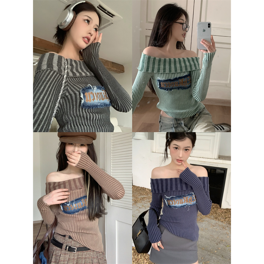 QKOOLE Áo sweater Áo Croptop Dệt Kim Trễ Vai Tay Dài Thêu Chữ Thời Trang Quyến Rũ Cho Nữ