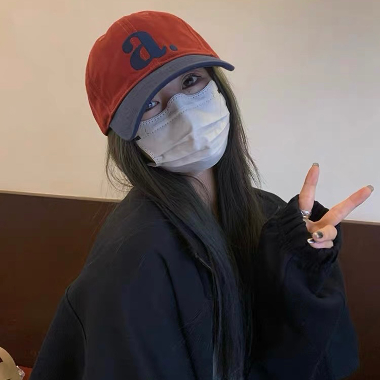 Mg studio / "a" Mũ Lưỡi Trai Thêu Chữ Nhiều Màu