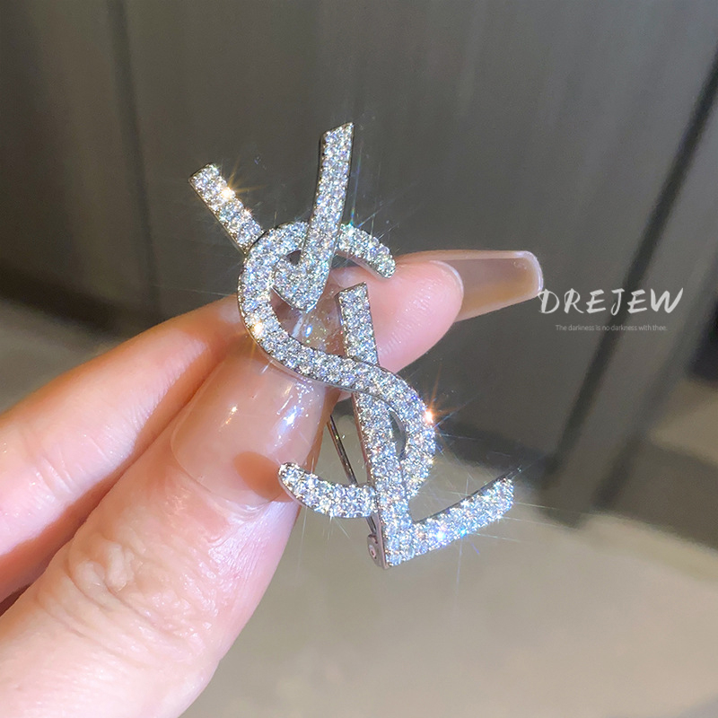 DREJEW Ghim Cài Áo Hình Chữ Cái Đính Đá zircon Thời Trang Cao Cấp Phong Cách Hàn Quốc