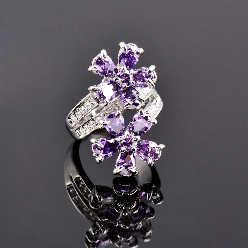 Nhẫn Hình Hoa Màu Tím Sang Trọng jz525